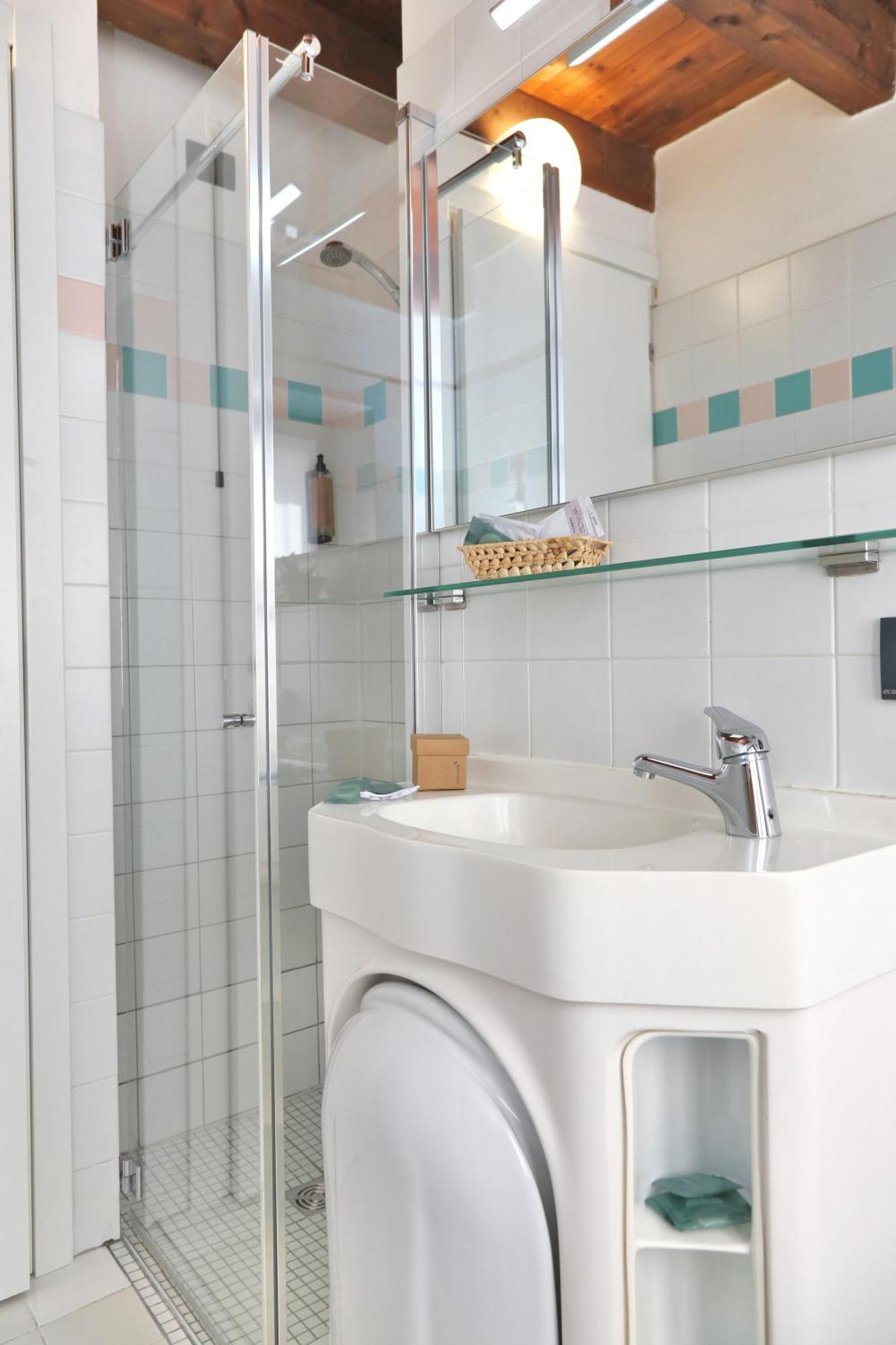 Albergo All'Ancora Garda  Bagian luar foto